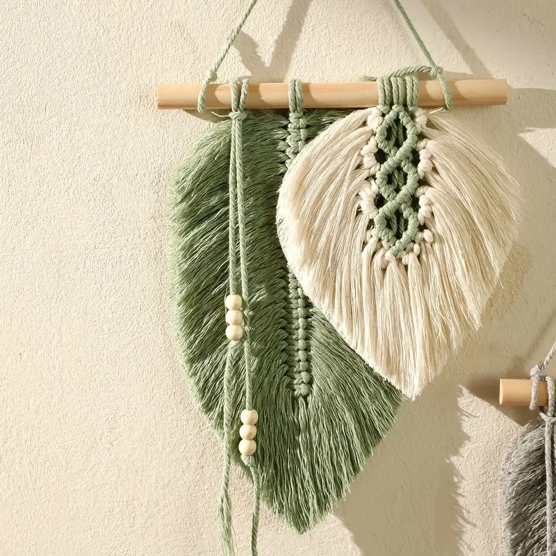 معلقة على الحائط مصنوعة يدويًا - مراجعة Wall Scroll Tapestry وسعره