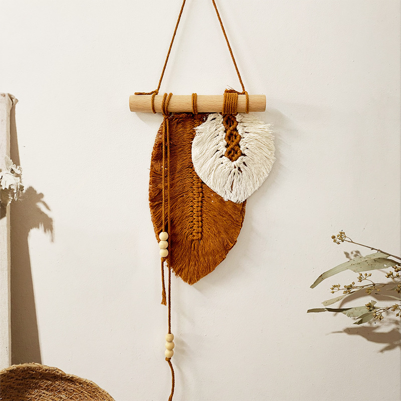 معلقة على الحائط مصنوعة يدويًا - مراجعة Wall Scroll Tapestry وسعره